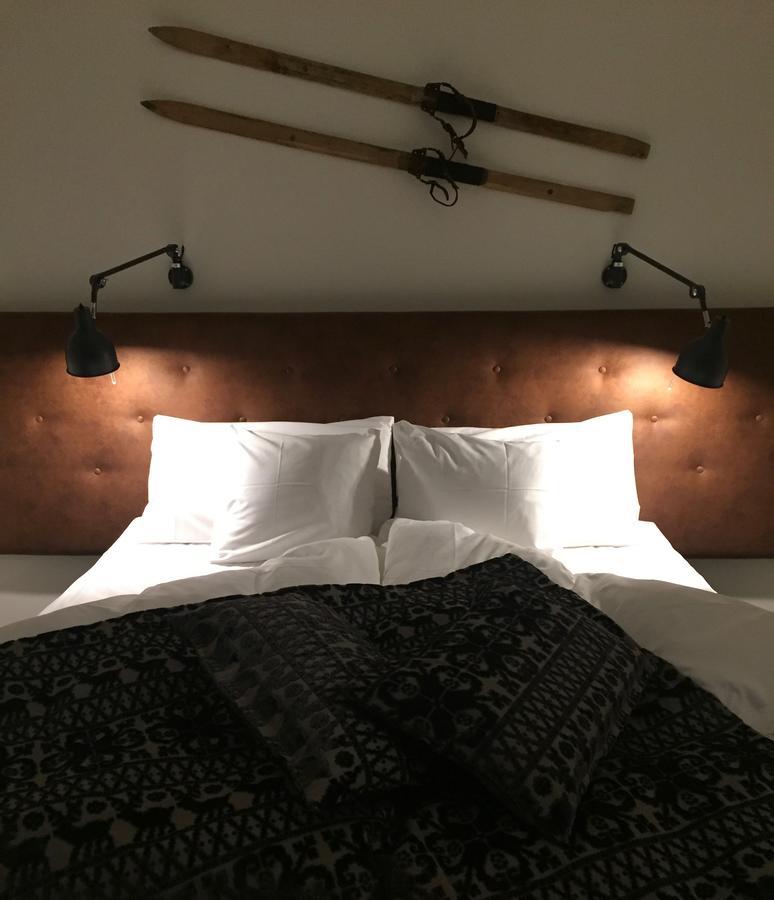 Hotel Mezzo Salen  Luaran gambar