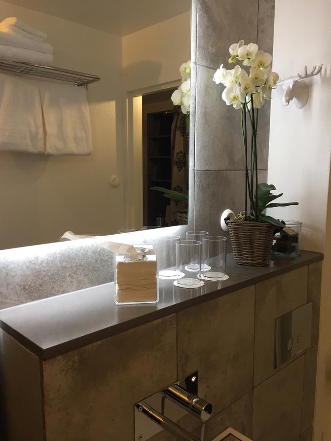 Hotel Mezzo Salen  Luaran gambar